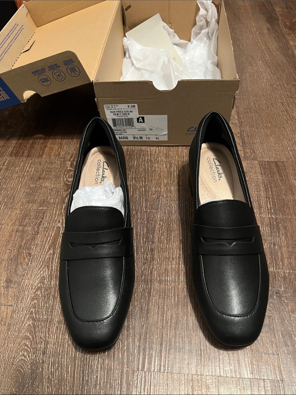 Women’s Clark’s Black Leather Slip-On Loafers 9 1/2